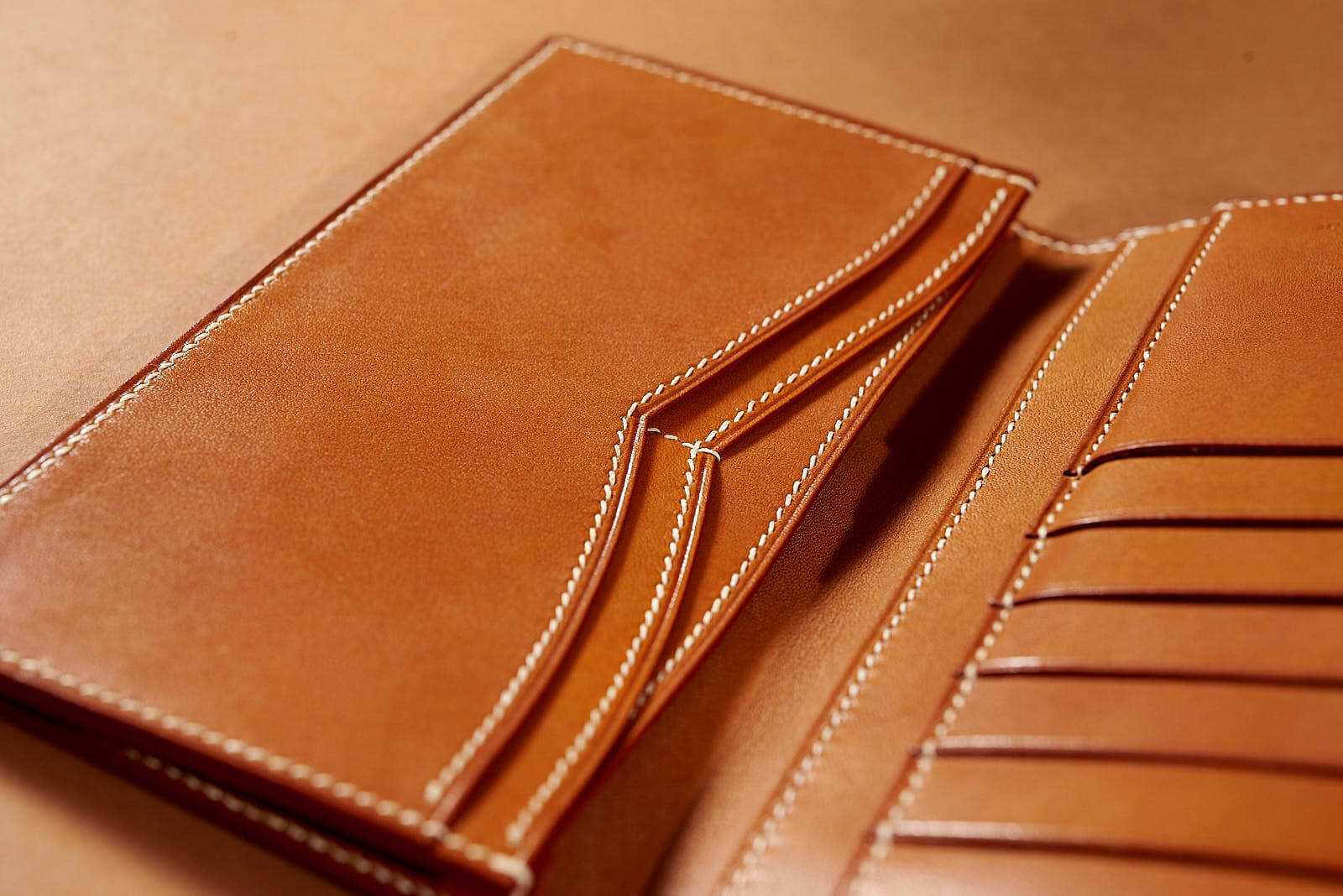 Bakers London Tan Wallet